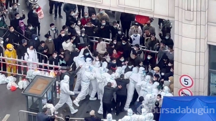 Çin protestoların ardından geri adım attı