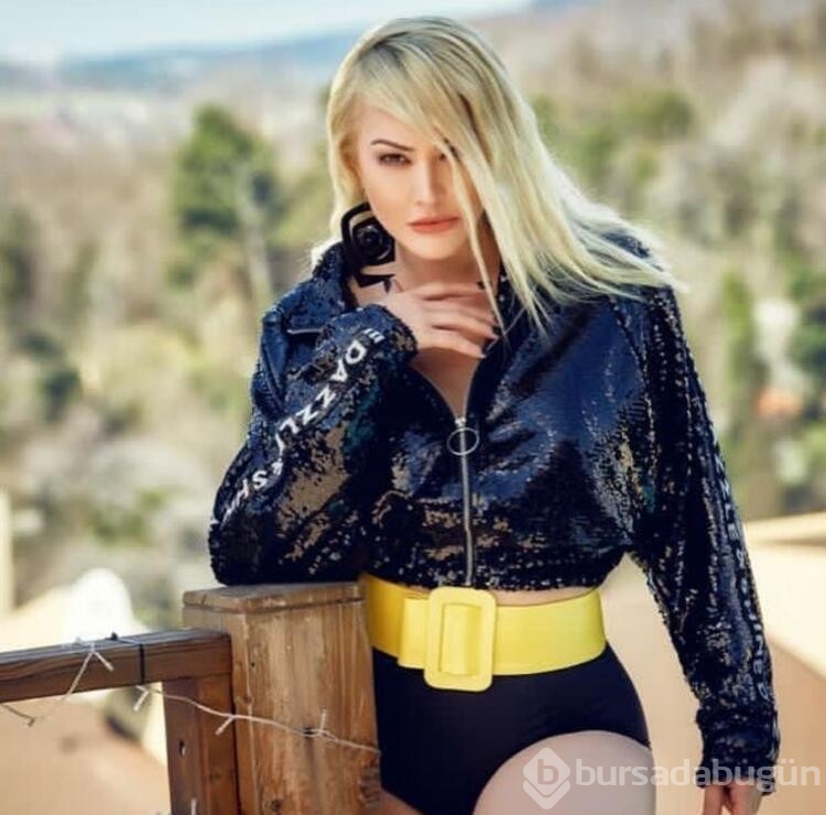 Aylin Coşkun'a babasından şantaj