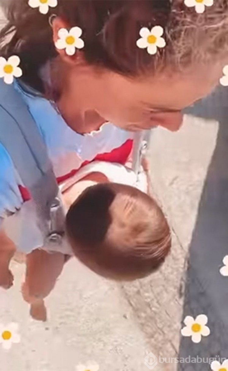 Özge Özpirinç kızının doğum gününü kutladı