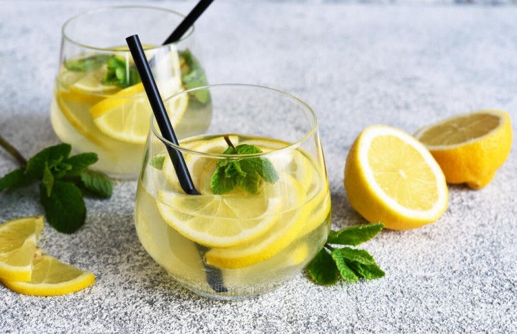 Her gün limonlu su içerseniz ne olur?