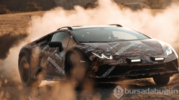 Lamborghini asfaltın dışına çıktı