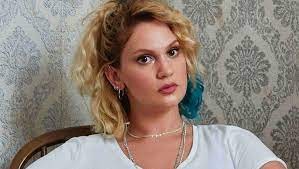 Farah Zeynep Abdullah hakkında 2 yıl 4 aya kadar hapis istemiyle dava
