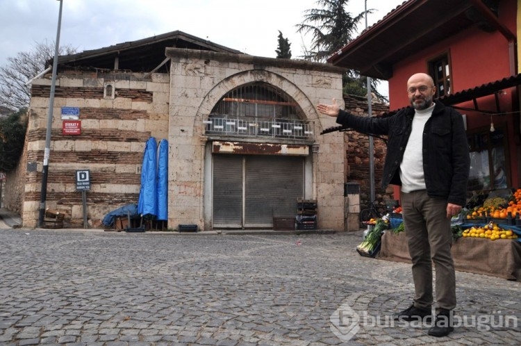Sultan 1. Mahmut döneminde yaptırılan Paşa Han alıcısını bekliyor
