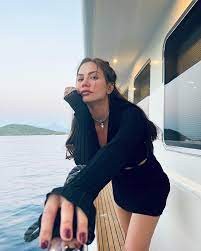 Demet Özdemir'in yeni projesi: 'Benim Adım Farah'