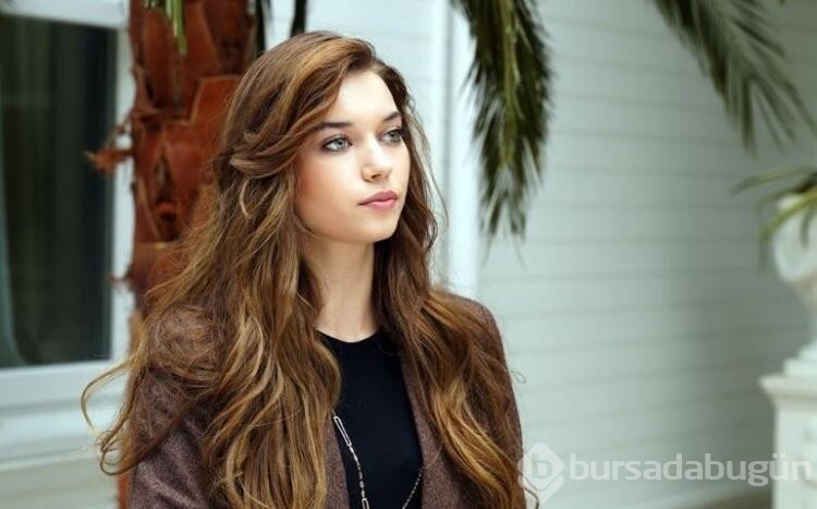 Afra Saraçoğlu zirveye yerleşti

