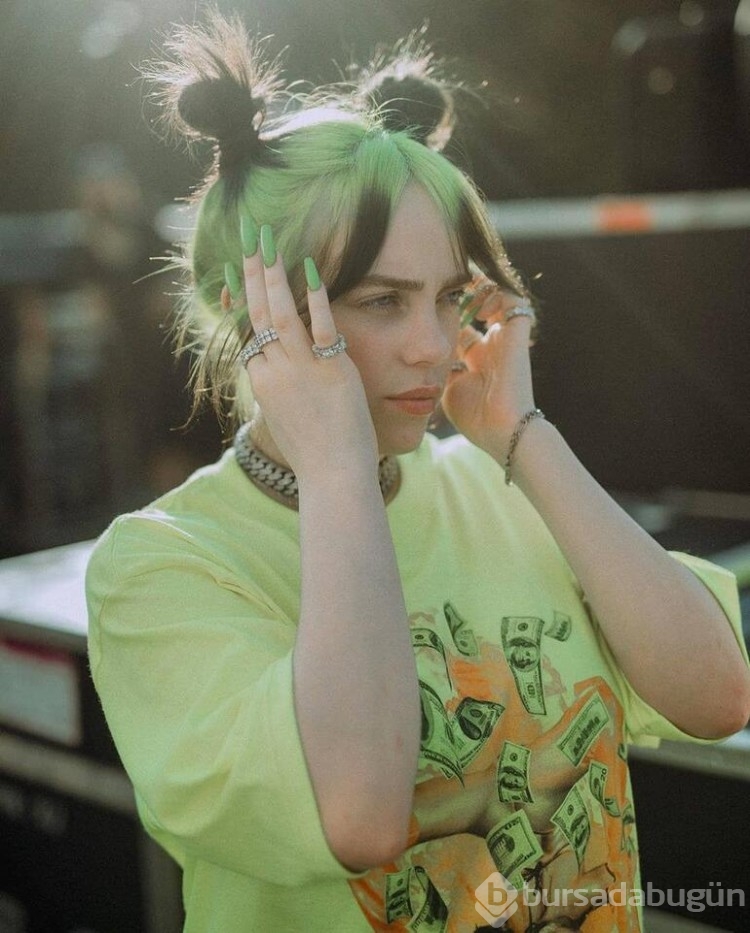 Billie Eilish: Sık sık 'sahtekarlık sendromu' yaşıyorum
