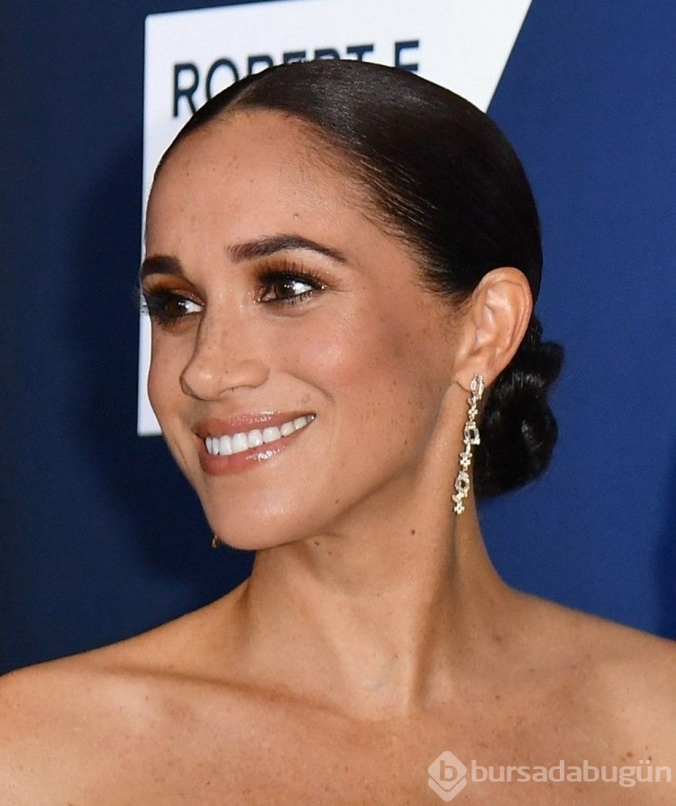 Meghan Markle ve Prens Harry'ye insan hakları ödülü verildi

