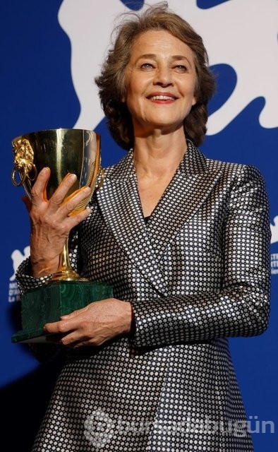 Charlotte Rampling, Russel Crowe ile ilgili itiraf
