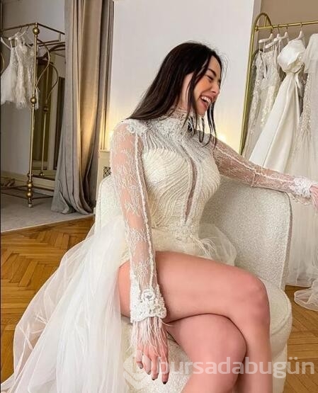 Merve Sevi'nin gelinlikli paylaşımı 
