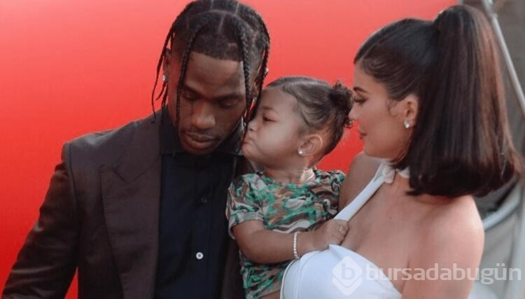 Kylie Jenner ve Travis Scott'a tepki: Aynı yer, iki jet