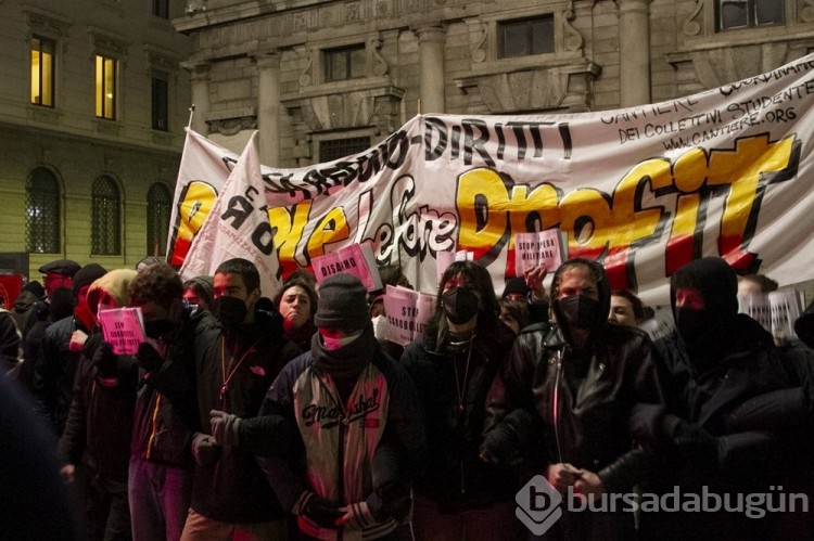 La Scala Operası'nın açılışı protestolar eşliğinde yapıldı