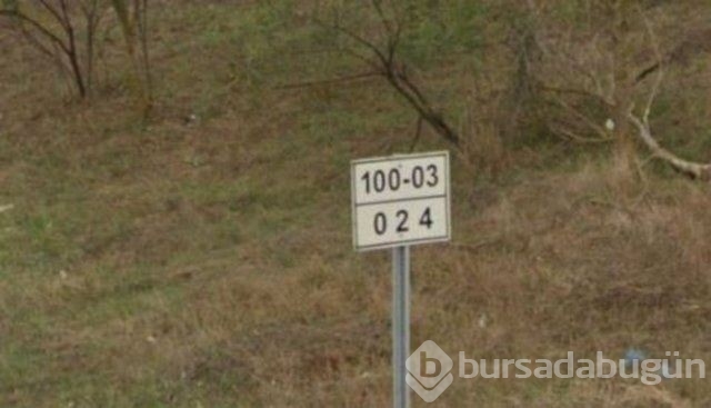Yol kenarındaki beyaz levhalar ne işe yarar?
