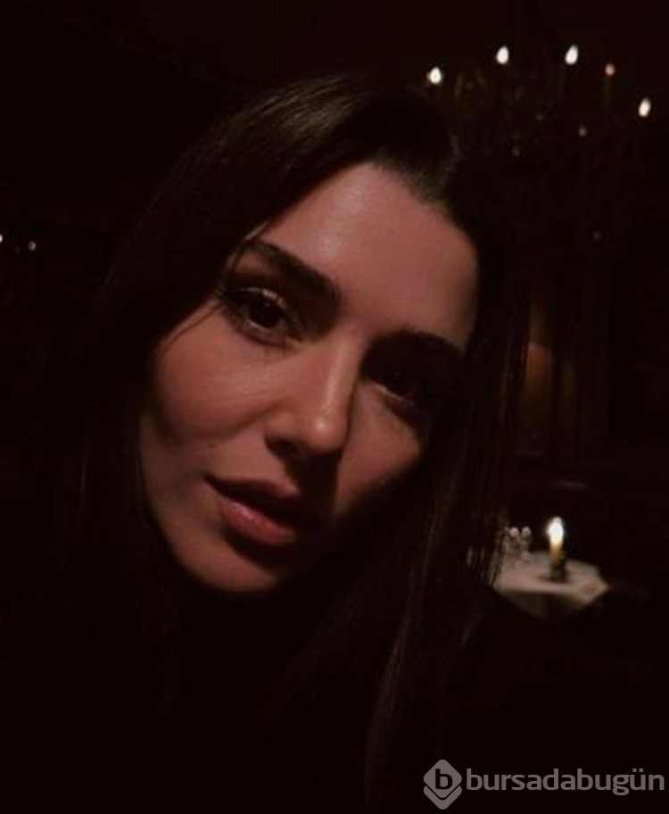 Tatilde olan Hande Erçel'den yeni kareler