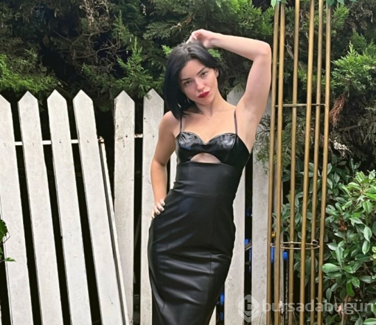 Merve Boluğur,alkol ile AVM gezdi
