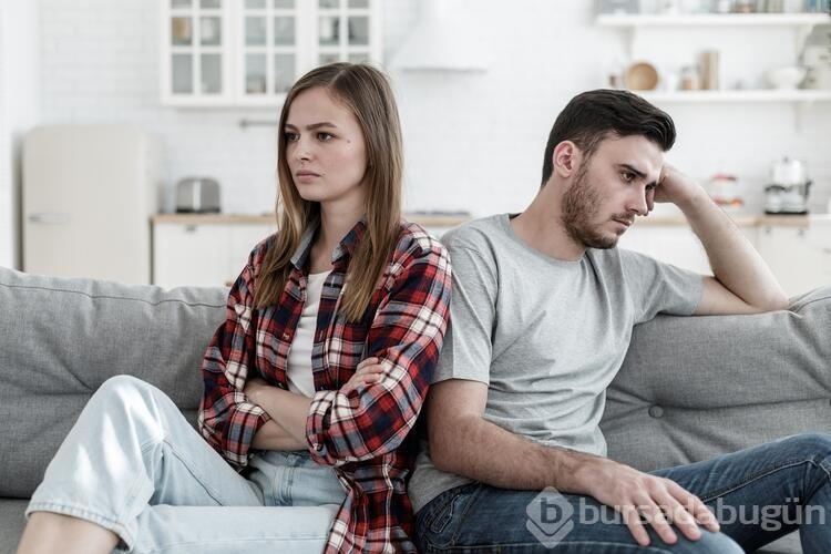 Partnerinizle tartışırken bu hatalardan uzan durun!
