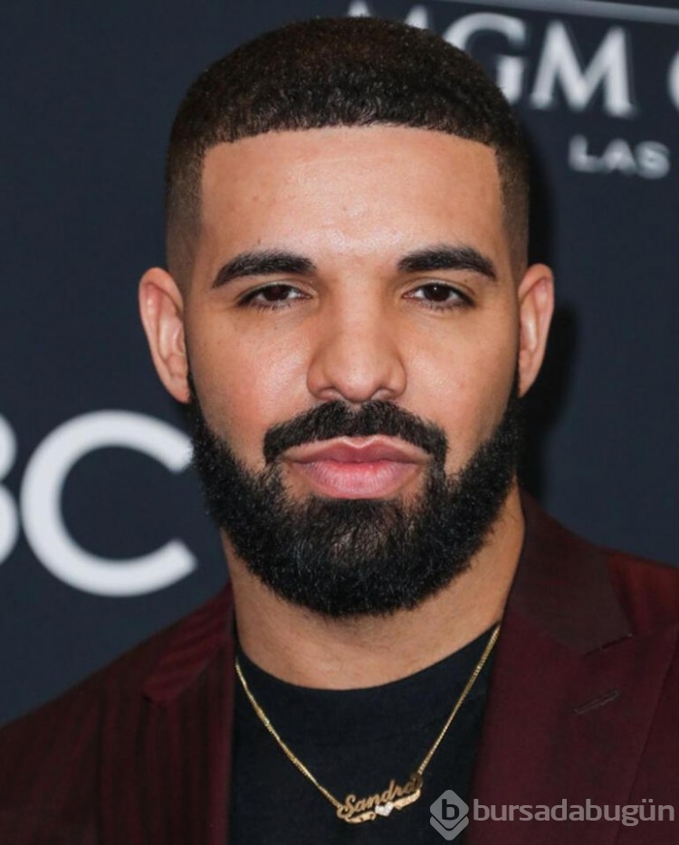 Drake'in kolyesi gündem oldu!