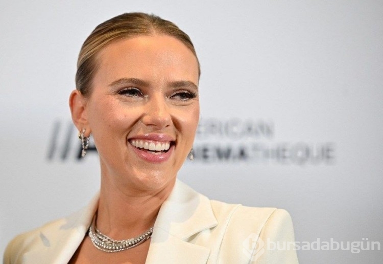 Scarlett Johansson'dan 'sarışın bomba' itirafı