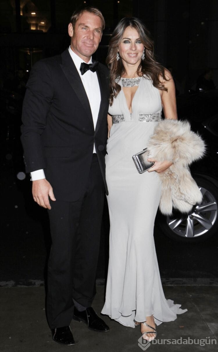 Elizabeth Hurley: O elbiseyi giydiğim gün son kez kontrol edememiştim
