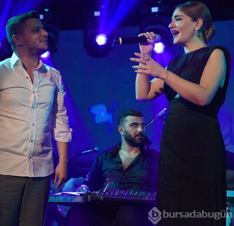 Derya Bedavacı'ya Bilal Sonses süprizi