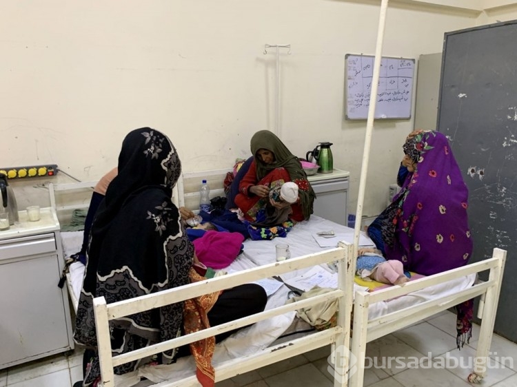 Afgan annelerin bebekleri büyüyemiyor