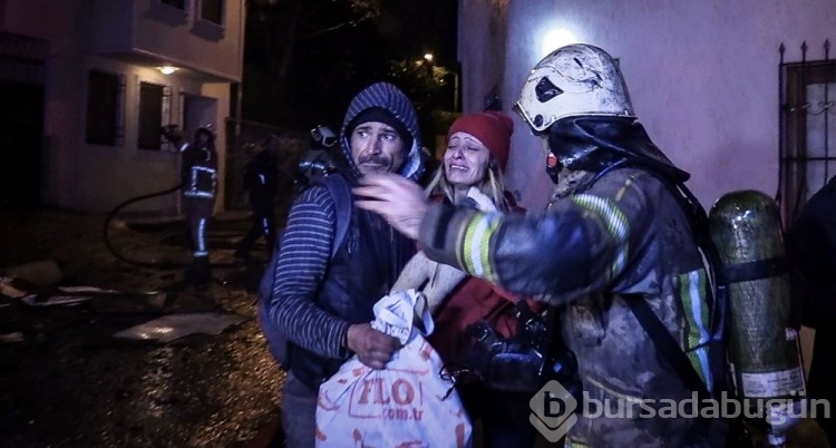 Bursa'da tarihi binada yangın çıktı