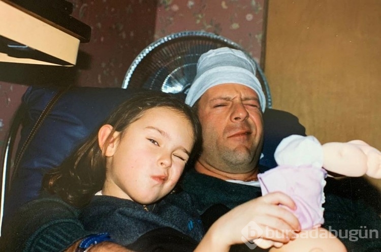 Afazi hastalığına yakalanan Bruce Willis dede oluyor