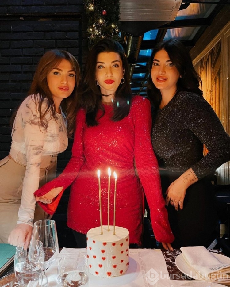 Aslıhan Güner, 5 kere doğum günü kutladı