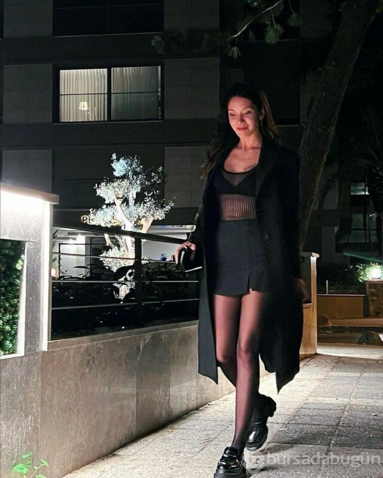 Hazal Subaşı minili pozunu paylaştı!