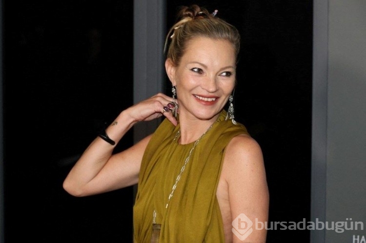 İngiliz model Kate Moss imajını tazeledi