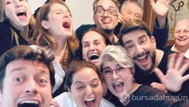 Burcu Biricik ve Hande Ataizi birlikte paylaştı