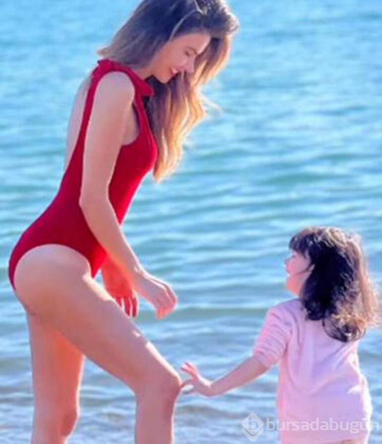 Tülin Şahin'in aralık ayında deniz ve güneşin keyfini çıkardı
