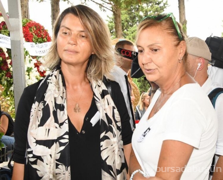 Açelya Akkoyun'un annesi vefat etti