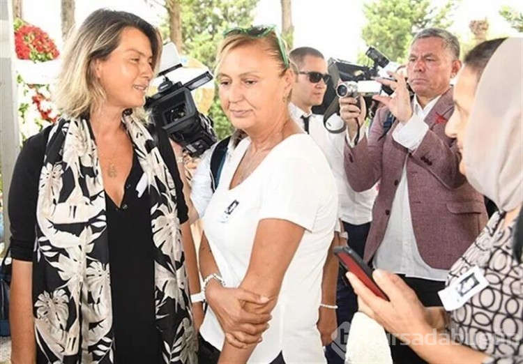 Açelya Akkoyun'un annesi vefat etti