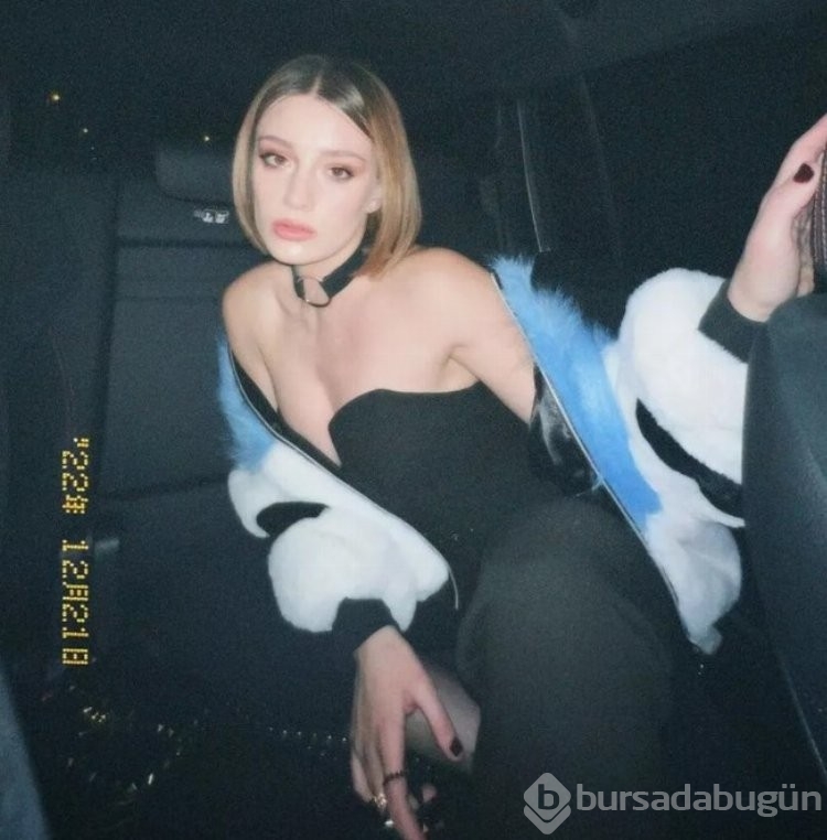 Gizem Karaca'nın dekolteli pozu beğenildi!