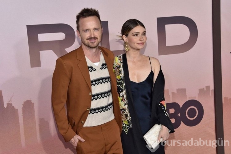 Aaron Paul, soyadını ve oğlunun adını değiştirdi