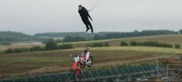 Tom Cruise hayatının en tehlikeli sahnesini çekti