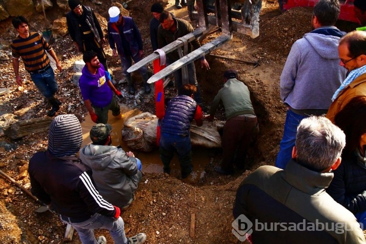 Kütahya'daki kazılarda heykeller bulundu