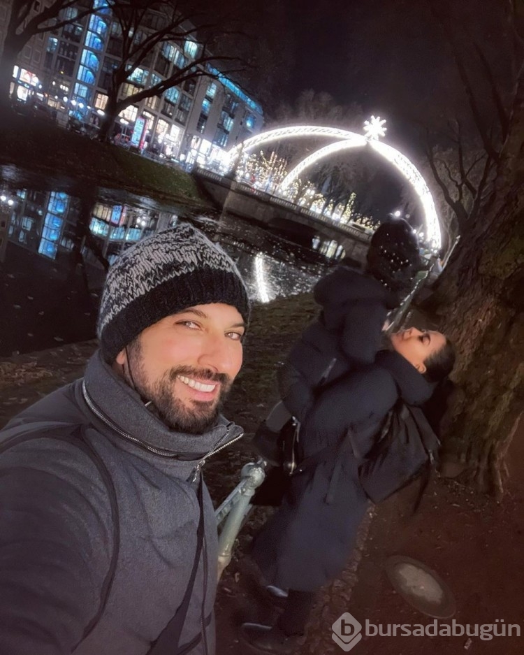 Tarkan ailesini paylaştı