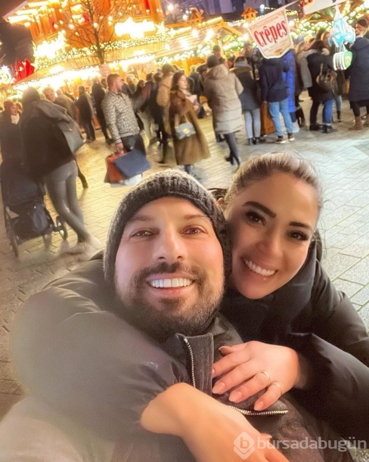 Tarkan ailesini paylaştı
