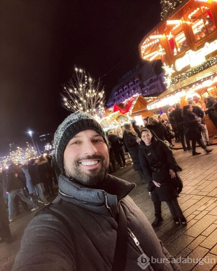Tarkan ailesini paylaştı