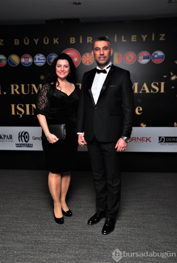 RUMELİSİAD'ın renkli yılbaşı balosu