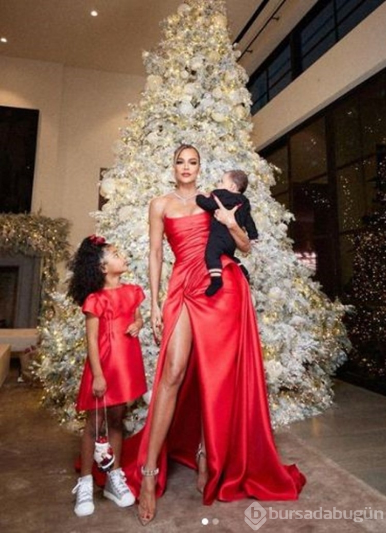 Khloe Kardashian ilk kez oğlunu paylaştı
