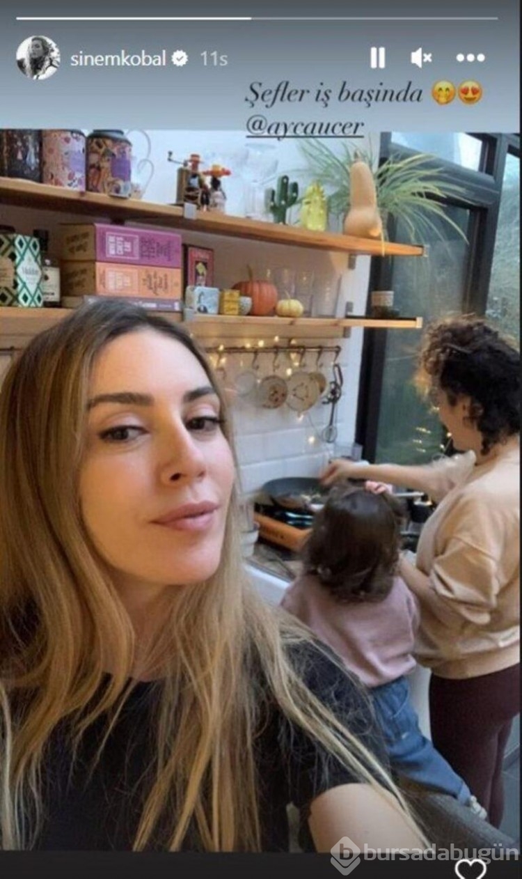 Sinem Kobal kızı Lalin'in ile mutfak pozları
