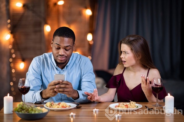 Çağın en büyük bağımlılığı: Phubbing! 