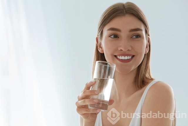 Bardağı tutuş şekliniz karakterinizi belirliyor!