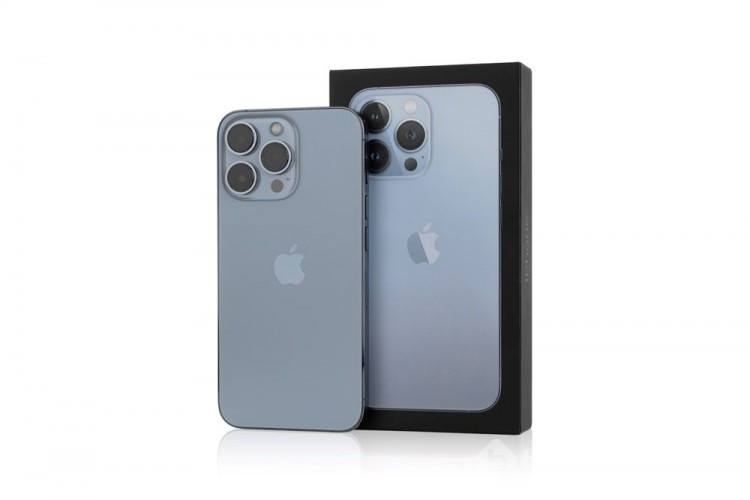 Şarj aleti olmadan satış yapan Apple'a para cezası
