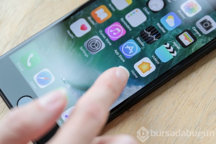 Şarj aleti olmadan satış yapan Apple'a para cezası
