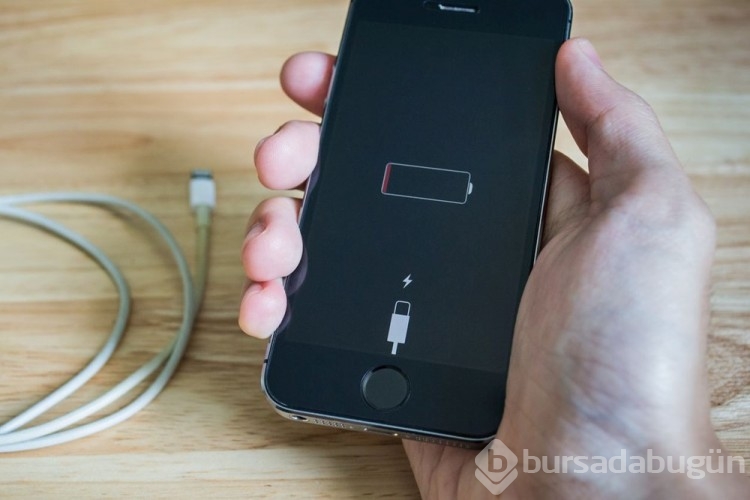 Şarj aleti olmadan satış yapan Apple'a para cezası
