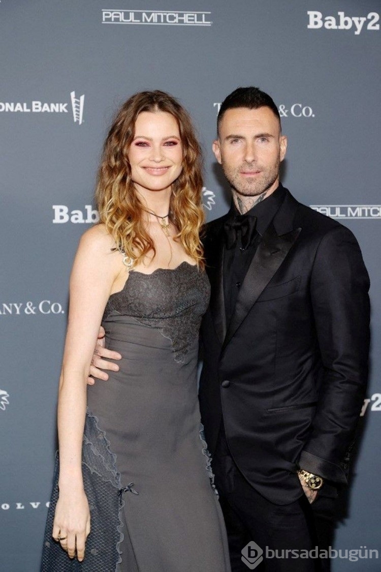 Behati Prinsloo üçüncü çocuğunun doğumuna gün sayıyor