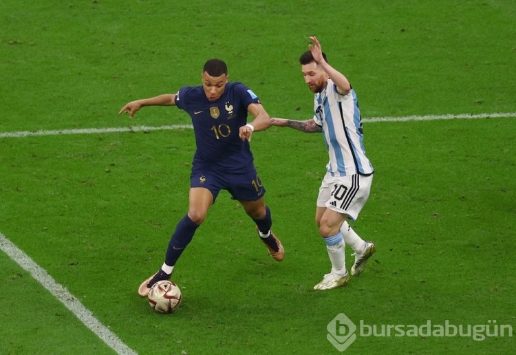 Kylian Mbappe'den, Messi ve Martinez açıklaması